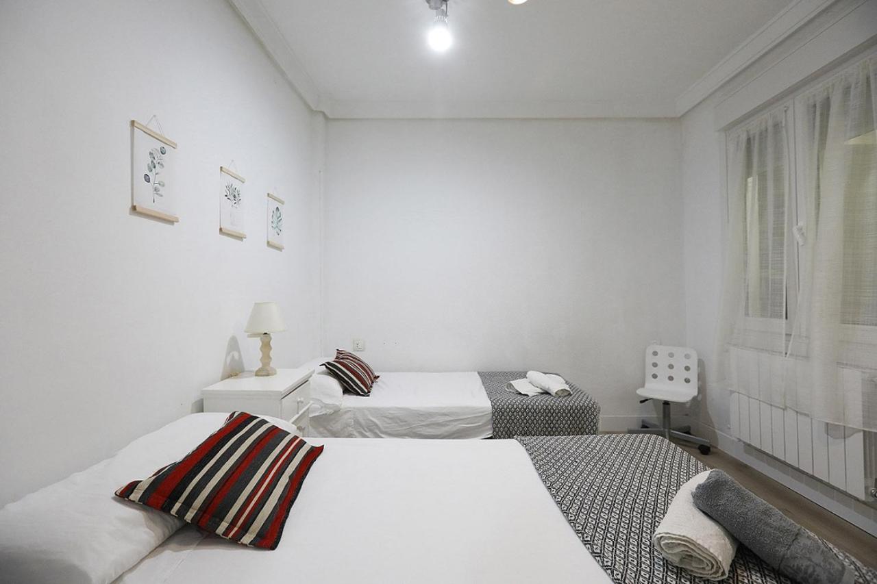 Precioso Piso Centrico Con Aparcamiento Gratuito Appartement San Sebastian Buitenkant foto